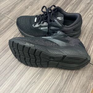 Brooks Black and Gray Athletic Shoes